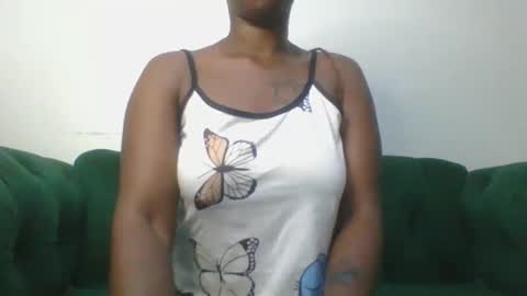 Snapshot of magicpussyy1 chatting on April 9, 2026, 6:41 am magicbabe online show from April 9, 2026, 6:41 am