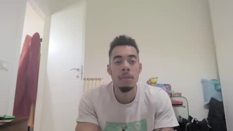 Magicsempai online show from December 6, 2024, 11:54 am