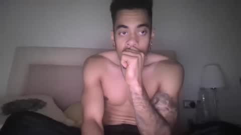 Magicsempai online show from December 12, 2024, 3:16 pm