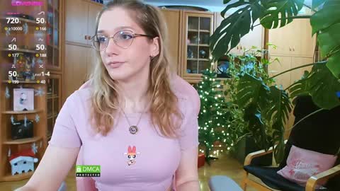 Nicole online show from December 14, 2024, 7:03 pm