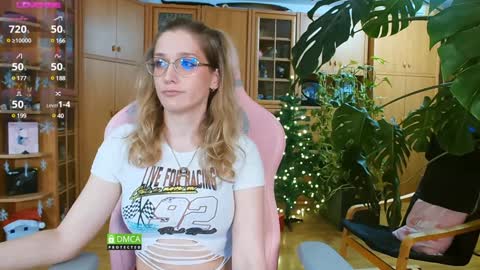 Nicole online show from December 19, 2024, 12:56 am