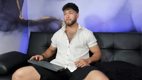 Snapshot of magnus_77 chatting on December 19, 2024, 1:18 pm PRINCE online show from December 19, 2024, 1:18 pm