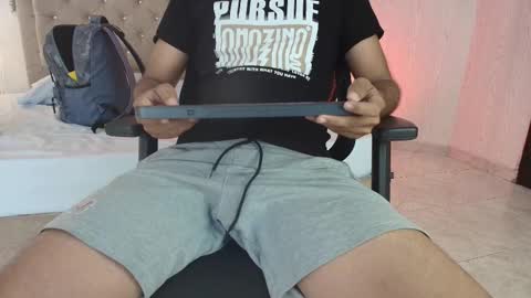 Magnus Alejo online show from February 12, 2026, 11:38 am