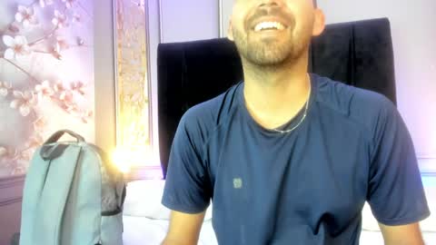 Magnus Alejo online show from May 18, 2026, 11:38 am