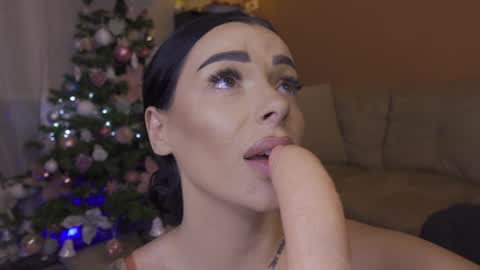 Snapshot of magyc_bri chatting on December 27, 2024, 7:14 pm magyc_bri online show from December 27, 2024, 7:14 pm