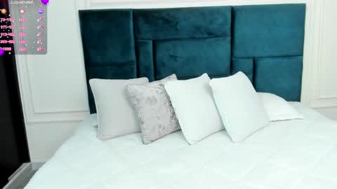 Snapshot of mahia_cute chatting on February 25, 2025, 1:30 am Marcela Carvajal... online show from February 25, 2025, 1:30 am
