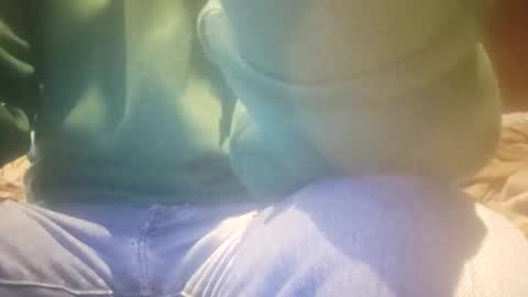 maho0 online show from January 15, 2026, 12:32 pm