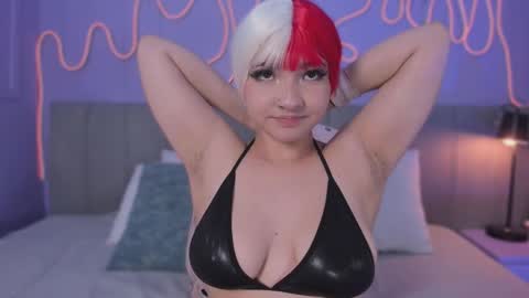 Snapshot of mai_higurashi chatting on October 25, 2025, 12:07 am Mai online show from October 25, 2025, 12:07 am