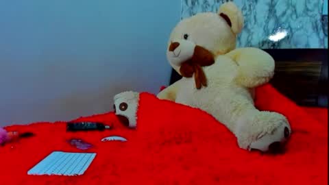 Snapshot of maia_bronce chatting on June 6, 2026, 1:11 am Maia Bronce online show from June 6, 2026, 1:11 am
