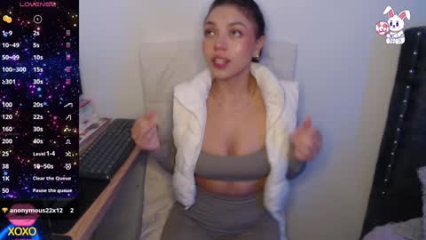    t  online show from December 4, 2024, 2:31 am