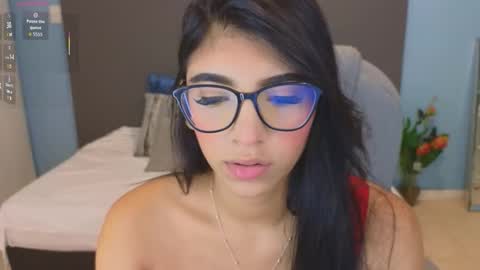 Snapshot of maiaa_ruiz chatting on October 1, 2025, 2:45 pm Maiaa Ruiz  online show from October 1, 2025, 2:45 pm
