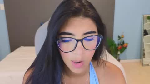 Snapshot of maiaa_ruiz chatting on October 16, 2025, 2:51 pm Maiaa Ruiz  online show from October 16, 2025, 2:51 pm
