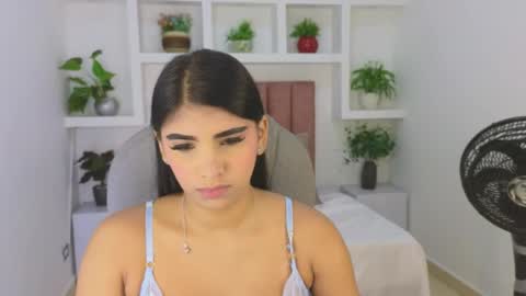 Maiaa Ruiz  online show from May 13, 2026, 1:30 pm