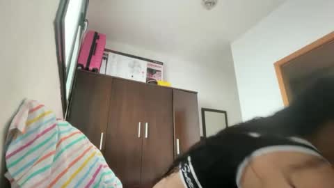 Snapshot of maiapark chatting on June 21, 2026, 3:25 pm Maia online show from June 21, 2026, 3:25 pm