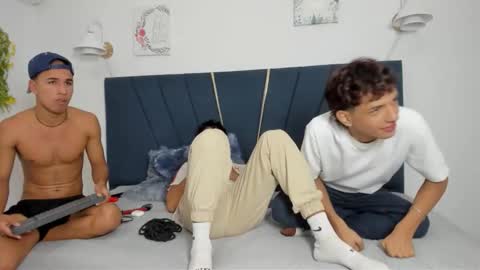 maicol_cum23 online show from September 27, 2025, 4:12 pm