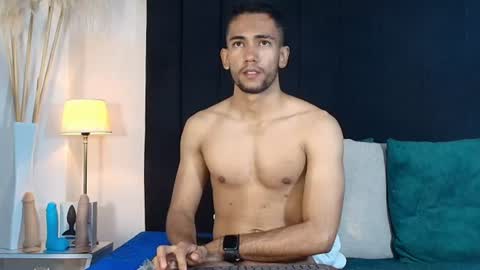 maicolparker0 online show from July 14, 2026, 12:44 pm
