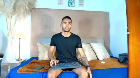 maicolparker0 online show from July 27, 2026, 12:12 pm