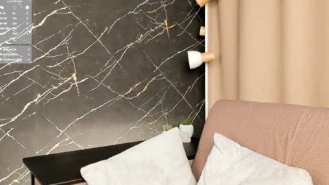 Lucy online show from February 13, 2025, 7:42 pm