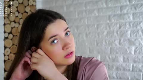 Lucy online show from December 5, 2025, 2:09 am