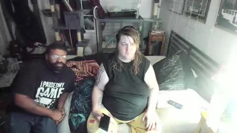 Alyx online show from October 20, 2025, 5:41 am