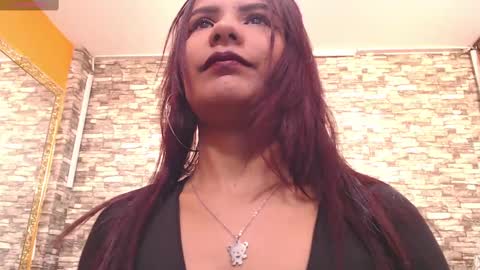 maidy19 online show from January 23, 2025, 3:22 pm