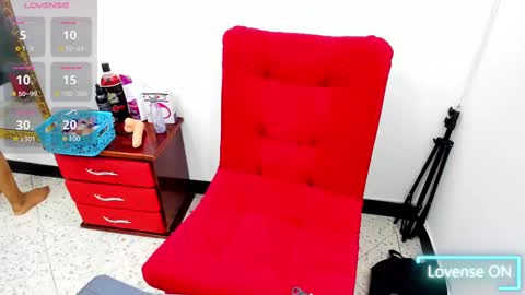maidy19 online show from February 10, 2025, 2:26 pm