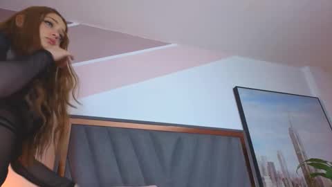 Snapshot of mailin18 chatting on October 15, 2025, 2:22 am Mailin online show from October 15, 2025, 2:22 am