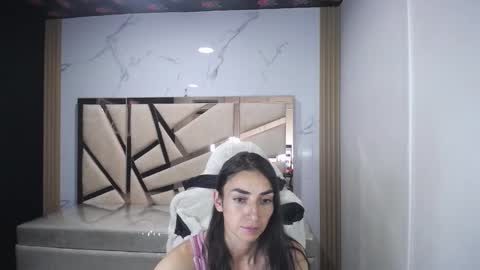 Snapshot of maily_a_ chatting on November 25, 2025, 2:55 am Maily online show from November 25, 2025, 2:55 am