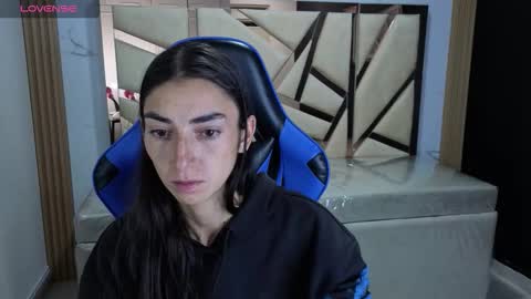 Snapshot of maily_a_ chatting on February 13, 2026, 3:24 am Maily online show from February 13, 2026, 3:24 am