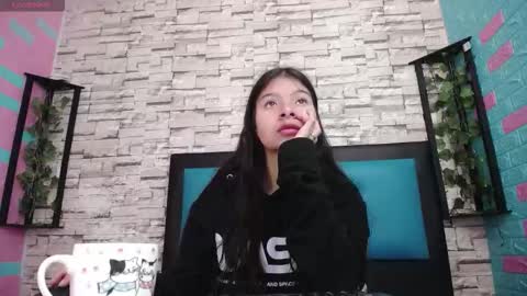 Snapshot of maily_can chatting on September 23, 2025, 1:03 pm  MAILY CAN  online show from September 23, 2025, 1:03 pm