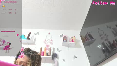 Snapshot of mailyn_baker chatting on October 26, 2025, 11:20 pm Maylin online show from October 26, 2025, 11:20 pm