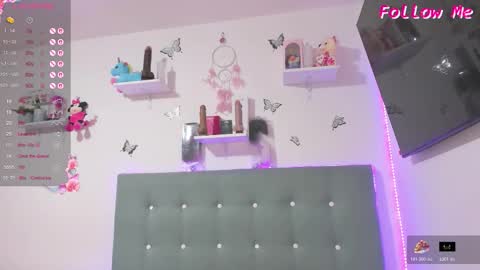 Snapshot of mailyn_baker chatting on October 31, 2025, 11:28 pm Maylin online show from October 31, 2025, 11:28 pm