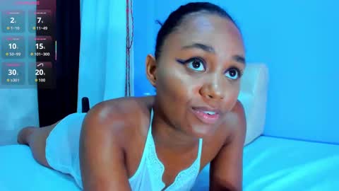 Mailyn online show from September 30, 2025, 8:25 pm