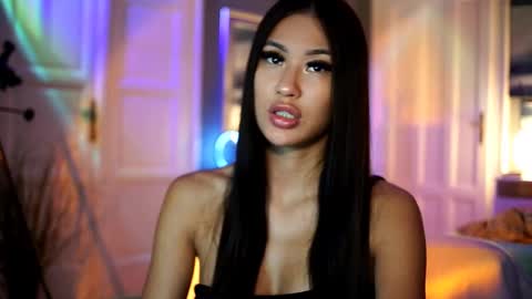 Mai online show from September 17, 2025, 12:40 pm