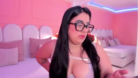 Snapshot of maite_grays chatting on July 16, 2026, 12:11 pm M A I T E online show from July 16, 2026, 12:11 pm