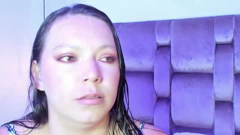 Snapshot of maitemarshall chatting on February 21, 2025, 10:07 am Maite online show from February 21, 2025, 10:07 am