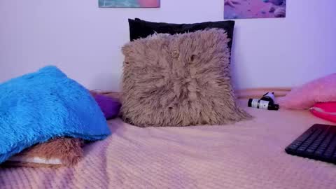 mai  online show from February 26, 2026, 7:24 pm