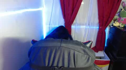 Snapshot of maitte_22 chatting on January 14, 2025, 12:54 am Hello friends Im on another account online show from January 14, 2025, 12:54 am
