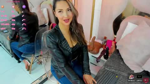 maiyajoness online show from June 6, 2026, 5:01 am