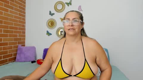 Snapshot of maja_hills chatting on January 3, 2025, 10:51 pm maja_hills online show from January 3, 2025, 10:51 pm