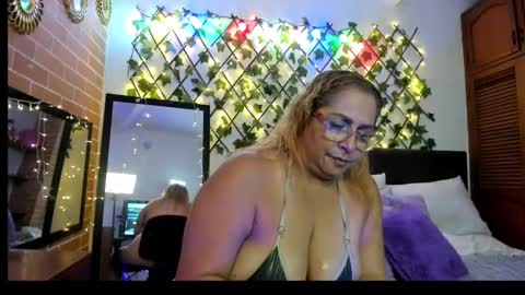 maja_hills online show from October 7, 2025, 10:07 pm