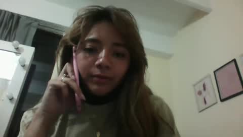 Snapshot of majo_gomezz chatting on October 7, 2025, 2:20 am majo_gomezz online show from October 7, 2025, 2:20 am