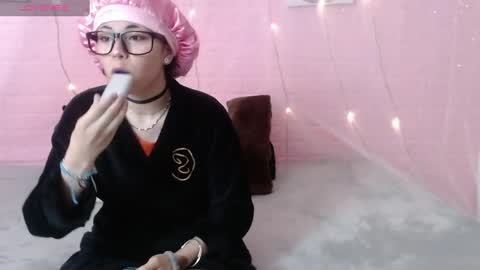 Mei  online show from May 27, 2026, 2:08 am