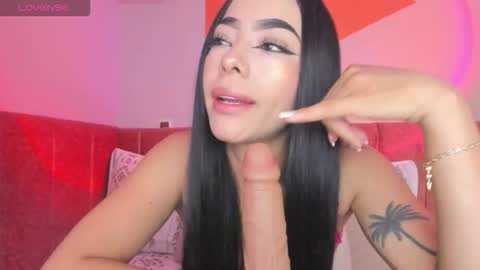 Snapshot of majoogomez chatting on September 19, 2025, 9:22 am Majo Gomez online show from September 19, 2025, 9:22 am