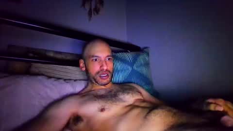 Snapshot of majorb121 chatting on February 13, 2026, 12:39 am majorb121 online show from February 13, 2026, 12:39 am