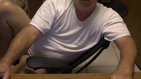 majormike34 online show from April 28, 2026, 3:00 am