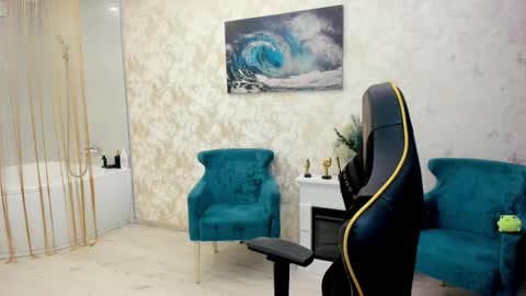 Snapshot of make_love_1 chatting on May 22, 2026, 3:24 am Chloe online show from May 22, 2026, 3:24 am