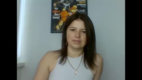 make_mesmile online show from June 11, 2026, 7:17 am
