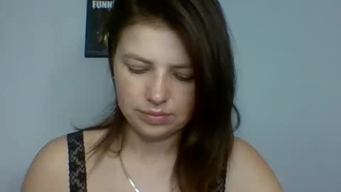 make_mesmile online show from June 17, 2026, 6:09 pm