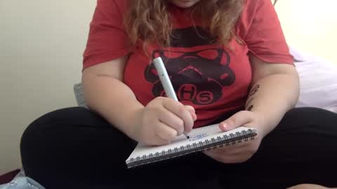 makemesquirt06 online show from September 15, 2025, 6:19 pm